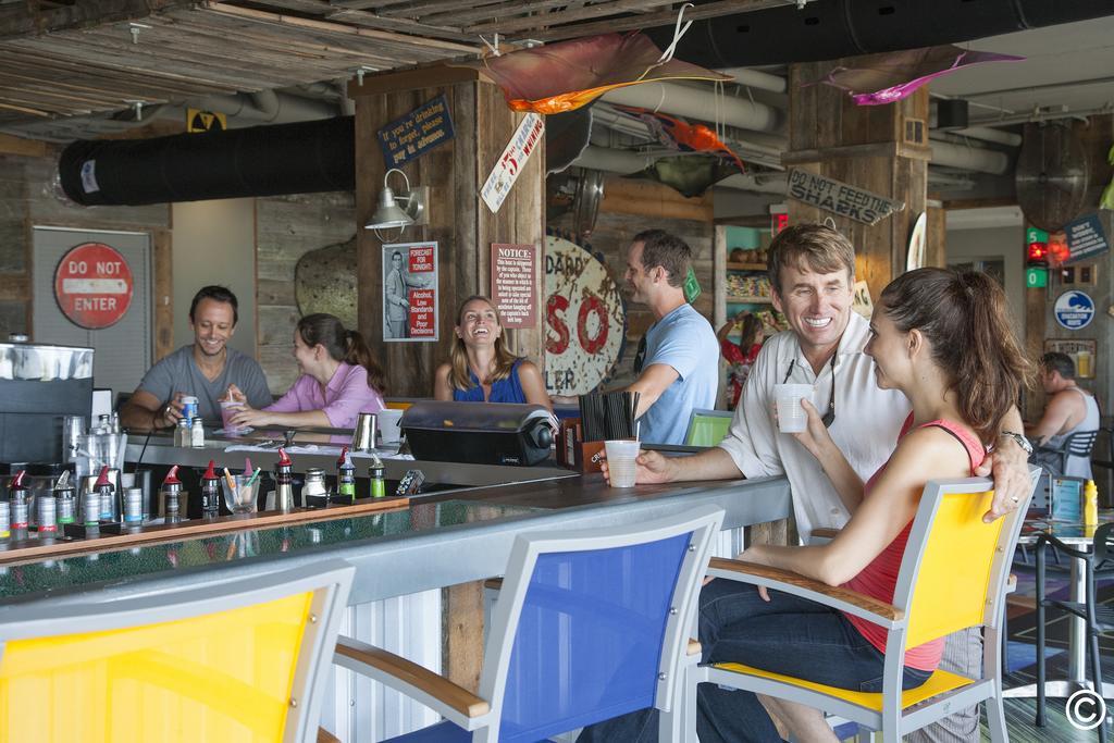Crown Reef Beach Resort And Waterpark Myrtle Beach Extérieur photo